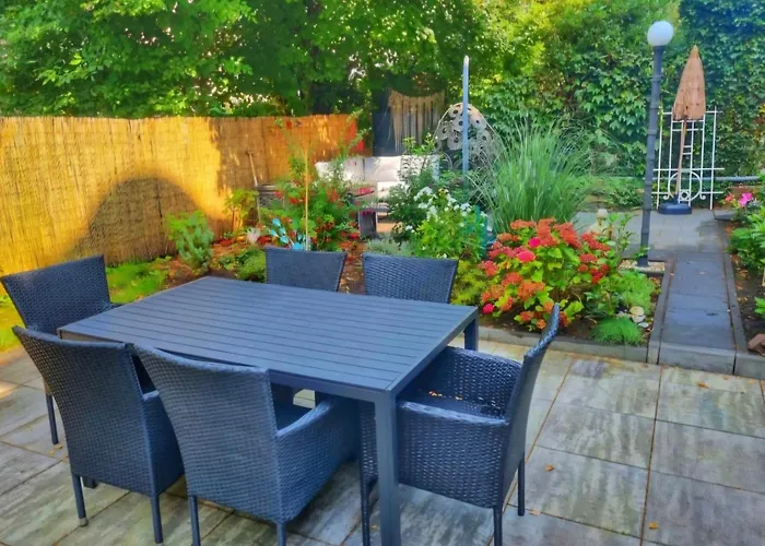 2 Zimmer Apartment Am Zoo Mit Garten